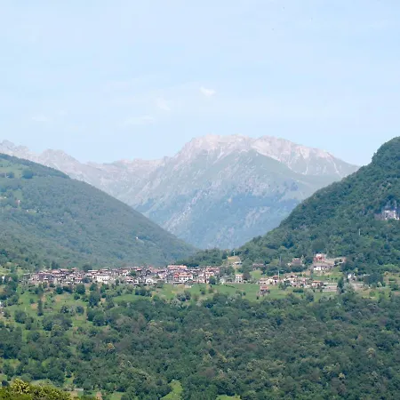 Holiday home Locazione Turistica Zepi - Grv633 Livo (Lombardy)